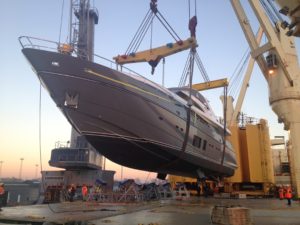 Yatch-Loading-inspection-surveyor-survey-yat-gözetim-kontrol-yükleme-10-2-300x225 yatch-loading-inspection-surveyor-survey-yat-gozetim-kontrol-yukleme-10