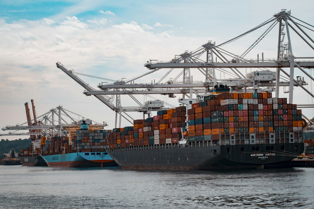 Project Cargo & Heavy Lift Lashing Inspection: Secure Stowing and Securing